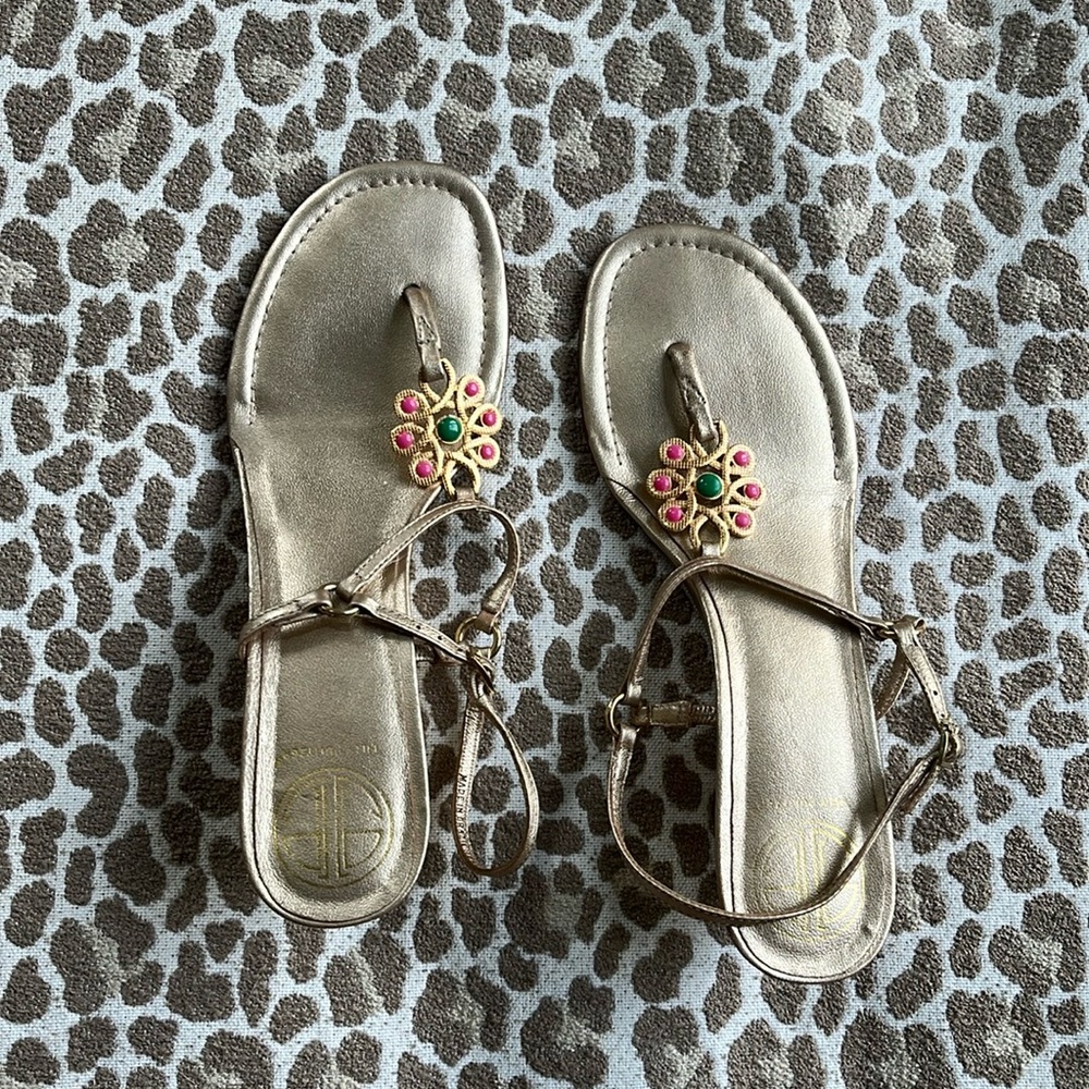 Lily Pulitzer light gold wedge sandals sz 9